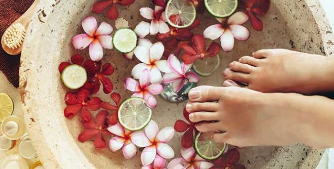 toe nails for the bride